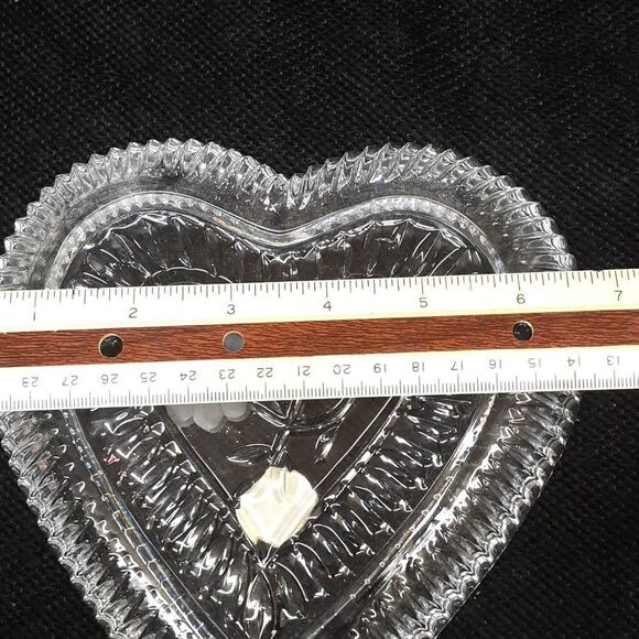 Princess House Heart-Shaped Lead Crystal Trinket Dish - Picture 4 of 6